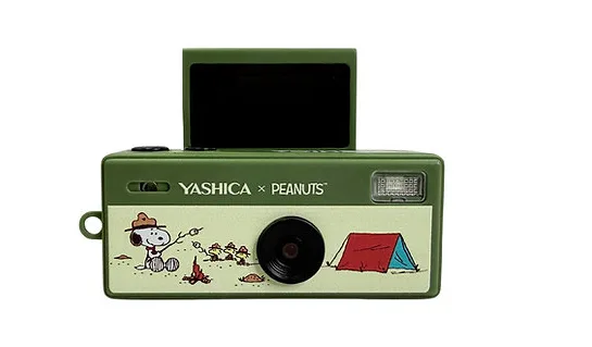 YASHICA FUNTASTIC KEYCHAIN CAMERA SNOOPY GREEN YAS-FASMNC-P1